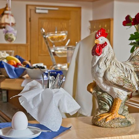 Hotel Landhaus Neumayr กรอสซาร์ล ภายนอก รูปภาพ