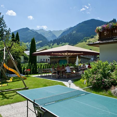 Hotel Landhaus Neumayr กรอสซาร์ล ภายนอก รูปภาพ
