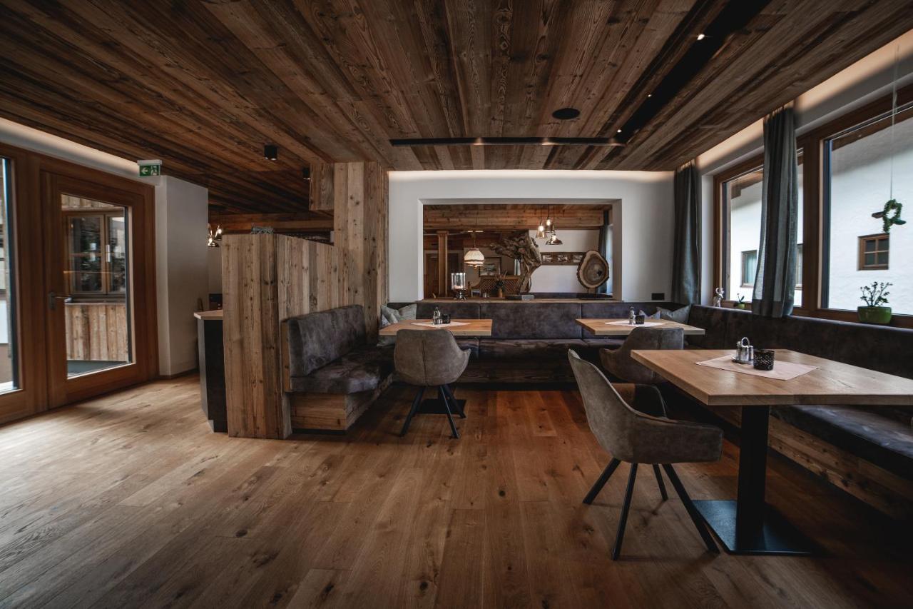 Hotel Landhaus Neumayr กรอสซาร์ล ภายนอก รูปภาพ