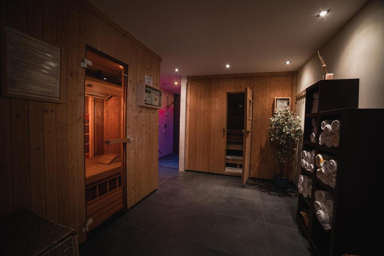 Hotel Landhaus Neumayr กรอสซาร์ล ภายนอก รูปภาพ