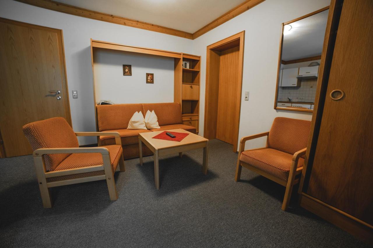 Hotel Landhaus Neumayr กรอสซาร์ล ภายนอก รูปภาพ